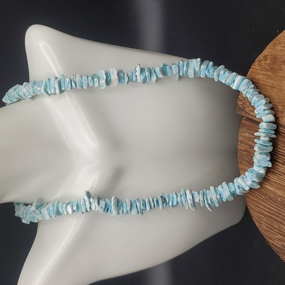 N3428 robins egg blue puka shell necklace beachy boho beach theme
